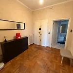 Stylish 3-bedroom In Prestigious Apartamento Florencia