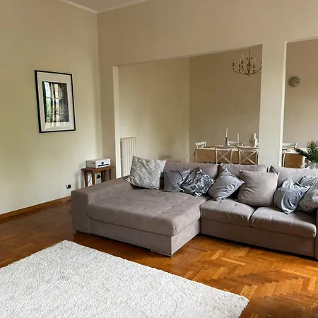 Apartamento Stylish 3-bedroom In Prestigious